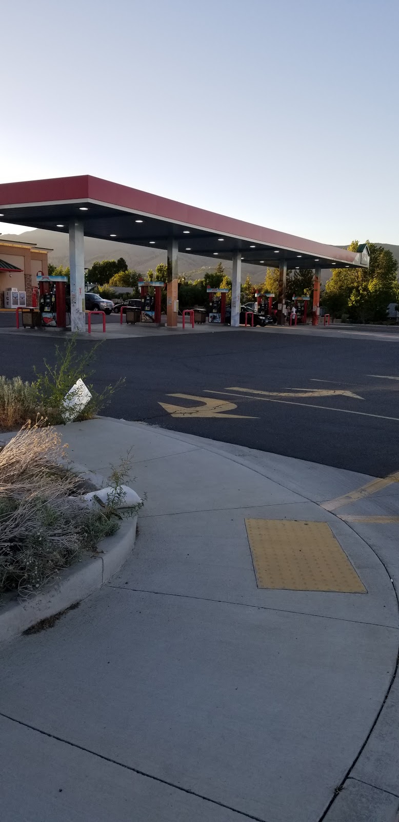 Maverik Adventures First Stop | restaurant | 995 Ambassador Dr, Reno, NV 89523, USA | 7757872537 OR +1 775-787-2537
