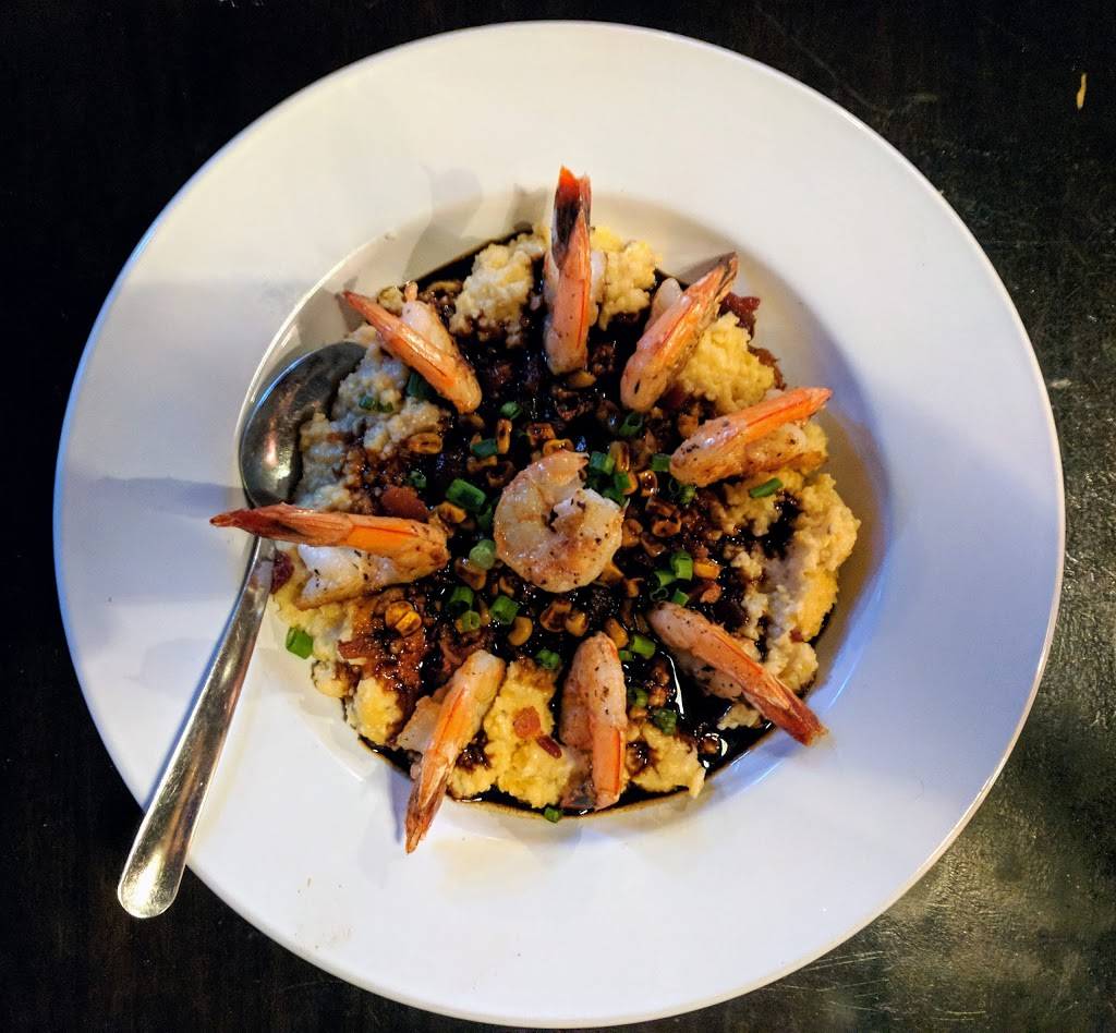 Q on Bay | restaurant | 822 Bay St, Beaufort, SC 29902, USA | 8435247771 OR +1 843-524-7771