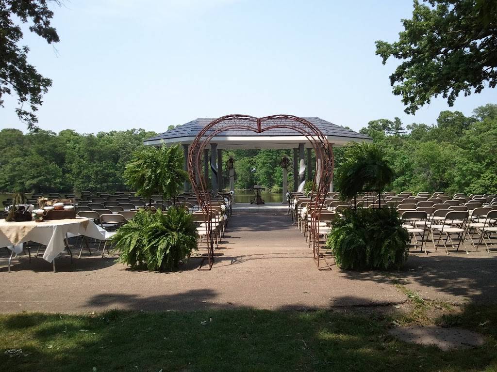 Rock River Gap | restaurant | 3901 Dixon Rd, Rock Falls, IL 61071, USA | 8156252322 OR +1 815-625-2322