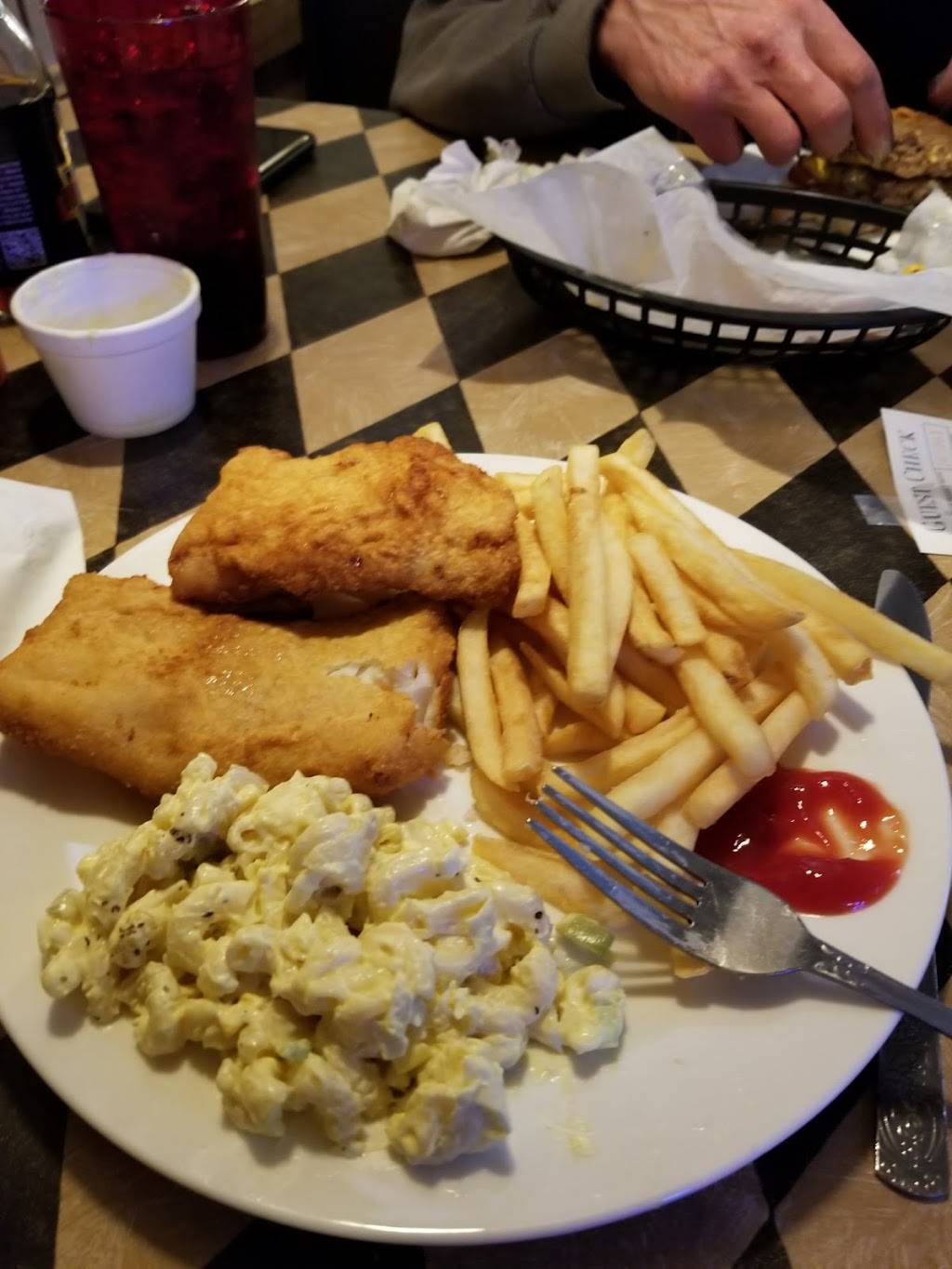 Ohio Inn | restaurant | 1321 N Park Ave, Warren, OH 44483, USA | 3303949277 OR +1 330-394-9277