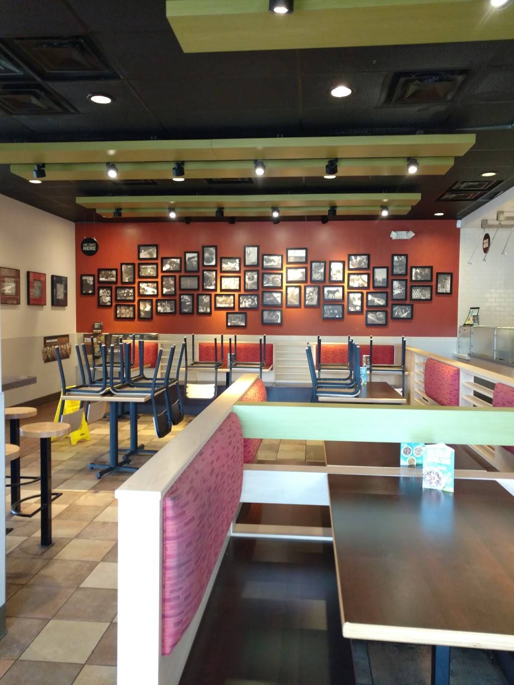 QDOBA Mexican Eats | restaurant | 3150 S Westnedge Ave Suite A, Kalamazoo, MI 49008, USA | 2693815356 OR +1 269-381-5356