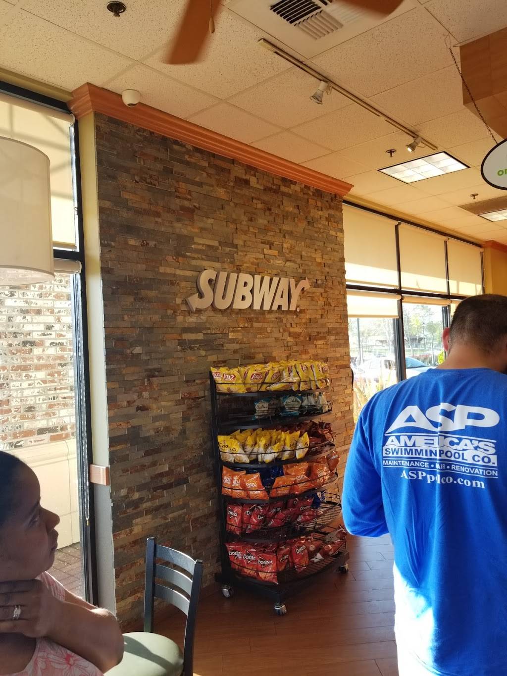 Subway | restaurant | 11120 Stockdale Hwy, Bakersfield, CA 93311, USA | 6618580271 OR +1 661-858-0271