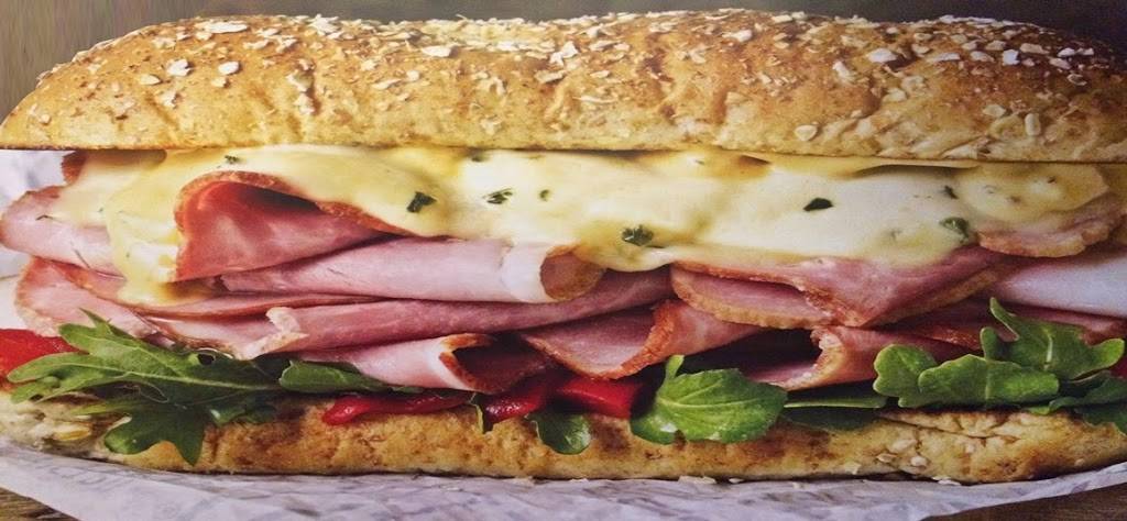 Americas Best Wings | restaurant | 7007 Martin Luther King Jr Hwy, Landover, MD 20785, USA | 3017737217 OR +1 301-773-7217