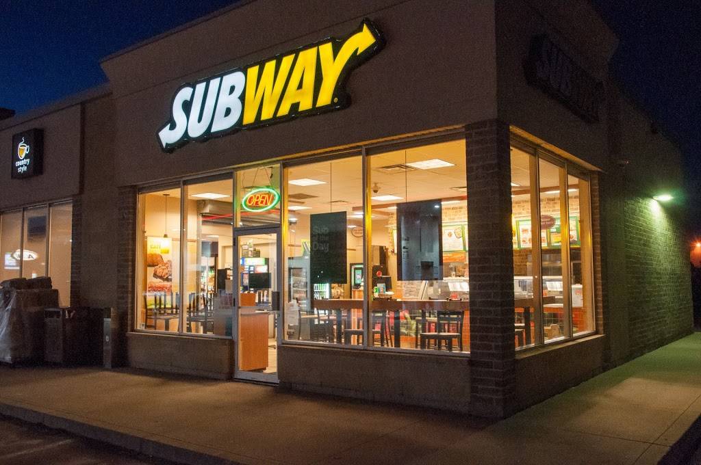 Subway | restaurant | Petro-Canada Gas/Convenience Store, 292 Brock Rd S, Guelph, ON N1L 0A6, Canada | 5198213646 OR +1 519-821-3646