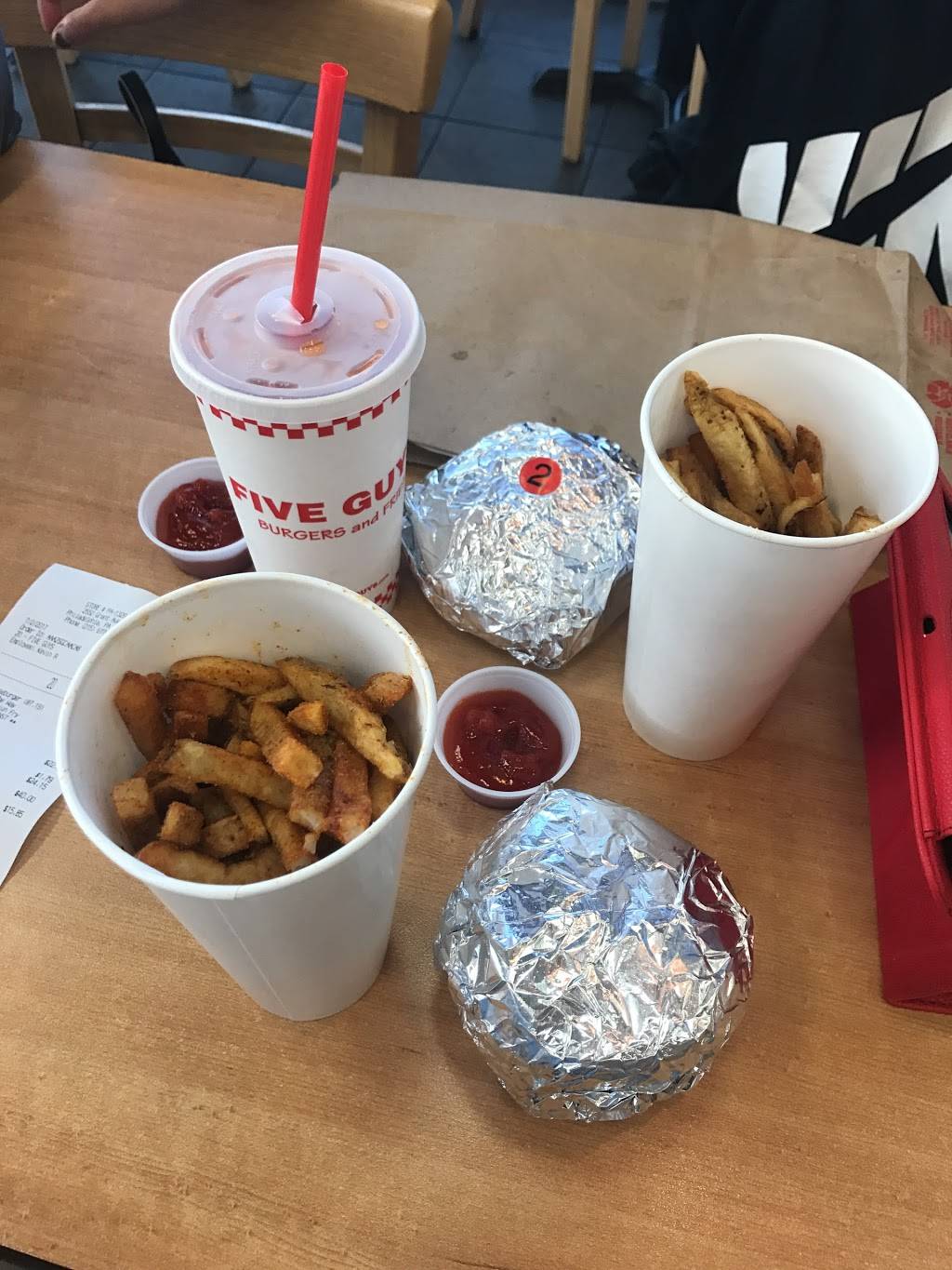 Five Guys | meal takeaway | 2552 Grant Ave, Philadelphia, PA 19114, USA | 2156773155 OR +1 215-677-3155