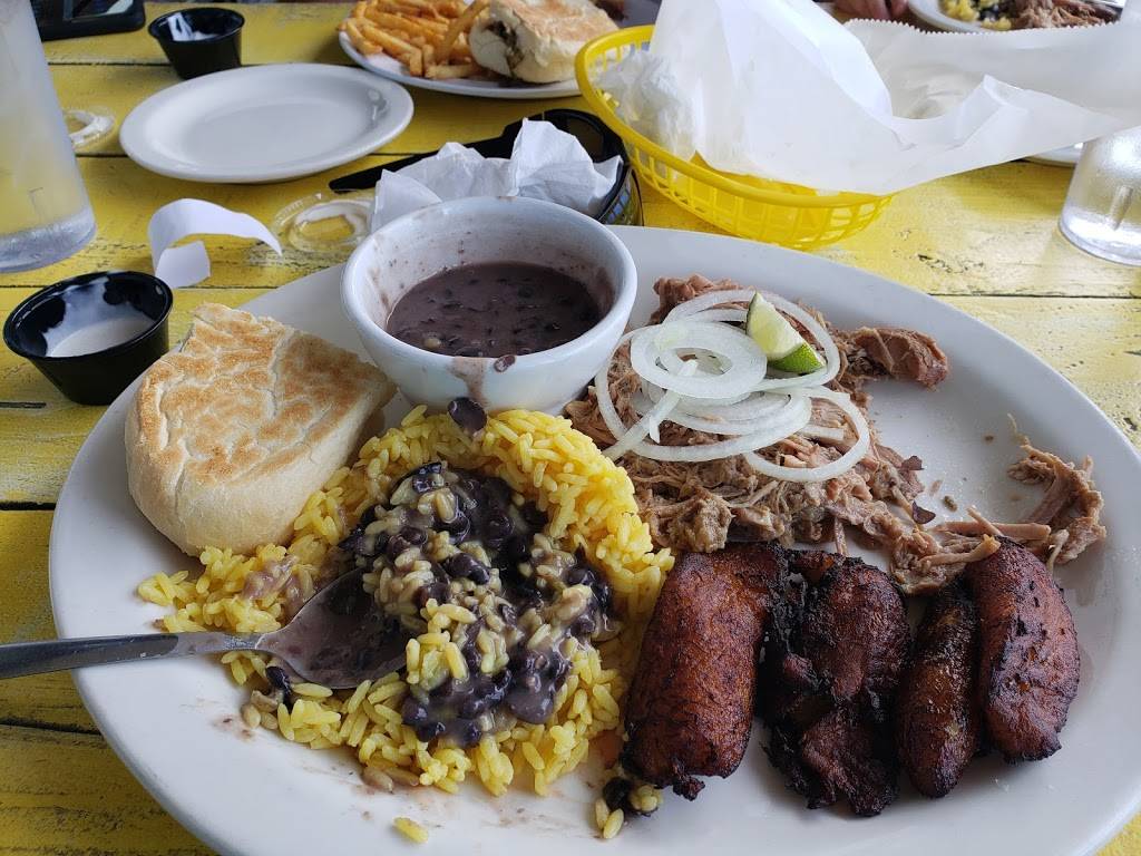 Cuban Breezes | restaurant | 13980 W Hillsborough Ave, Tampa, FL 33635, USA | 8138142822 OR +1 813-814-2822