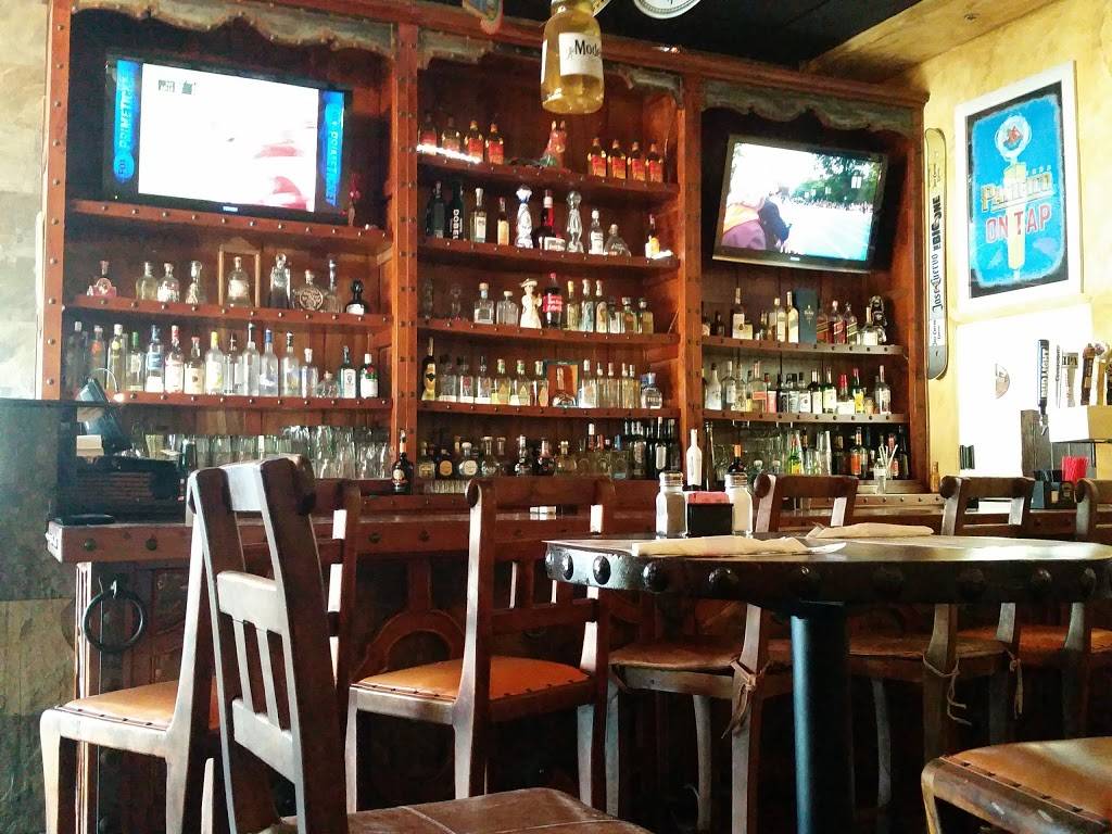 Los Reyes Bar & Grill | restaurant | 23865 Clinton Keith Rd #2, Wildomar, CA 92595, USA | 9516777177 OR +1 951-677-7177