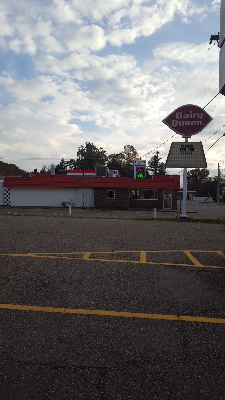 Dairy Queen Store | restaurant | 2208 Jackson Ave, Point Pleasant, WV 25550, USA | 3048125115 OR +1 304-812-5115