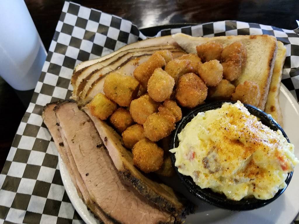 Blus BBQ and Burgers | restaurant | 612 N Robinson Ave, Oklahoma City, OK 73102, USA | 4056022587 OR +1 405-602-2587