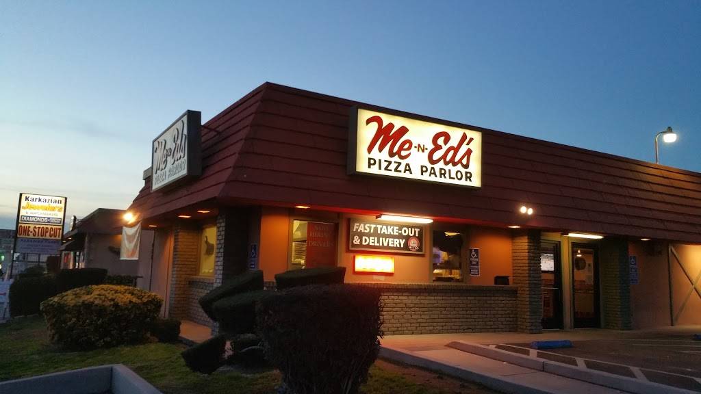 Me-n-Eds Pizza Parlor | restaurant | 487 W Shaw Ave, Clovis, CA 93612, USA | 5592990449 OR +1 559-299-0449