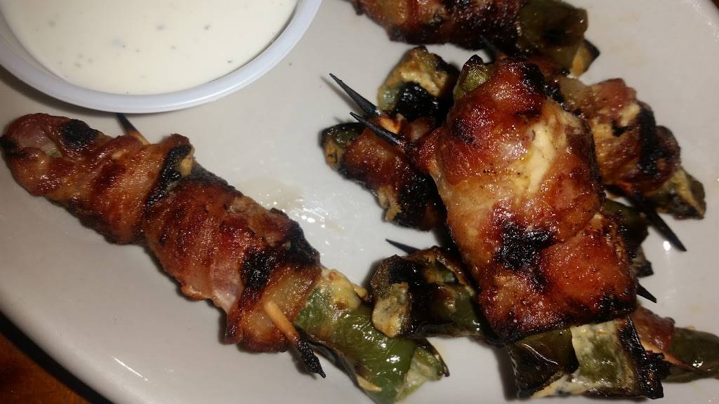 Hideout Restaurant & Lounge | restaurant | 9110 W Smith St, Yorktown, IN 47396, USA | 7657597989 OR +1 765-759-7989