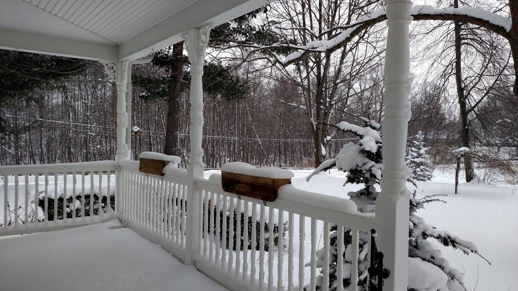 Inn Between The Ridges | restaurant | 4670 Lane Rd, Perry, OH 44081, USA | 4408975750 OR +1 440-897-5750