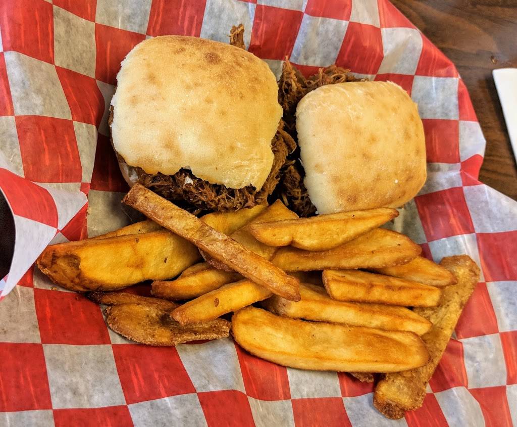 Old Hickory Bar-B-Q Carryout | restaurant | 241 Woodman Dr, Dayton, OH 45431, USA | 9372534065 OR +1 937-253-4065