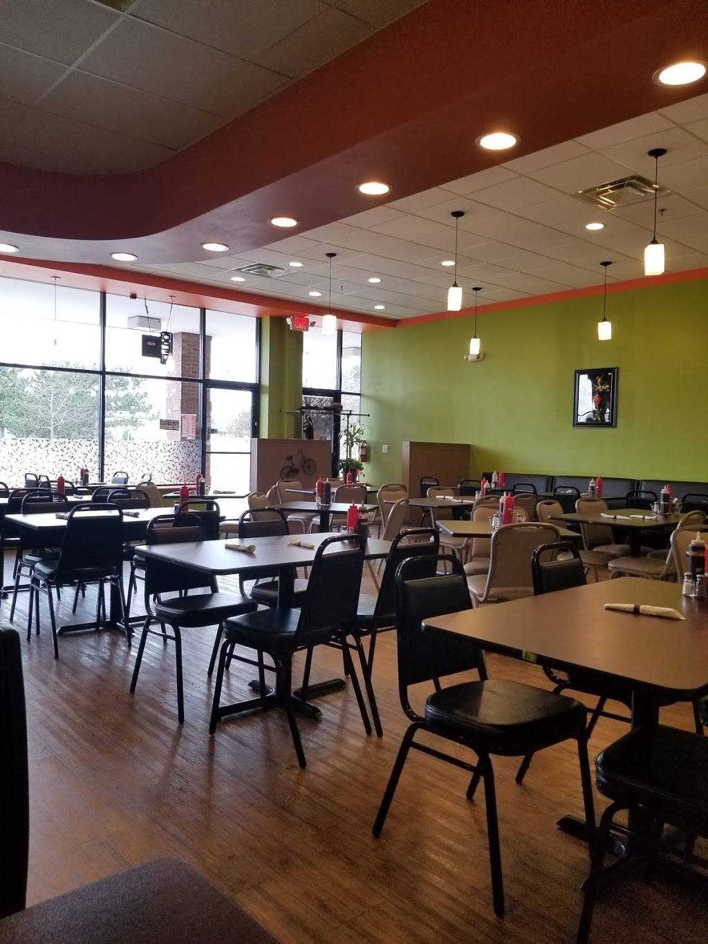 Dalat | restaurant | 2216 S Main St, Ann Arbor, MI 48103, USA | 7344877600 OR +1 734-487-7600