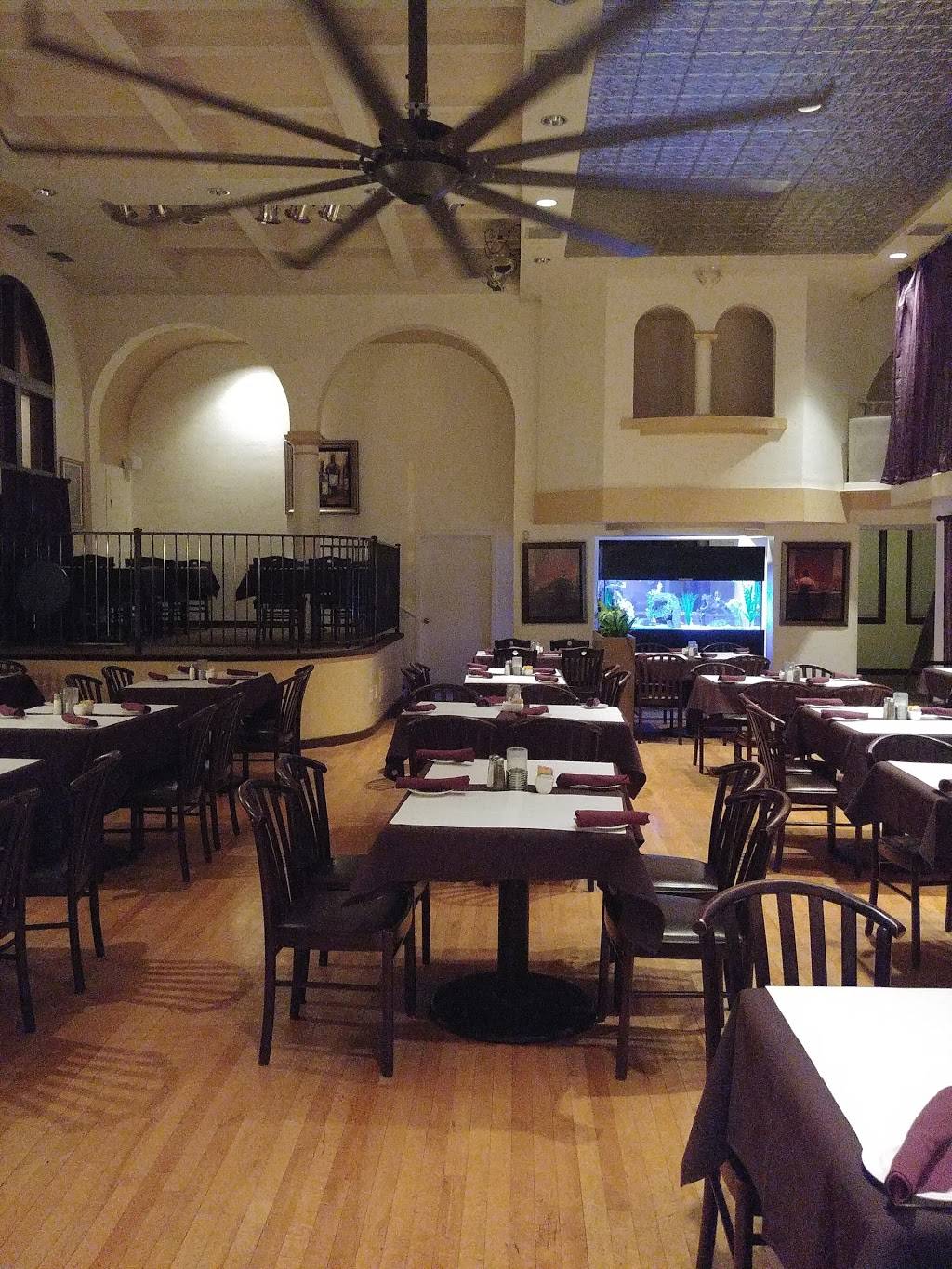 Cheesecakes Unlimited | restaurant | 1135 Pine St, Redding, CA 96001, USA | 5302241775 OR +1 530-224-1775