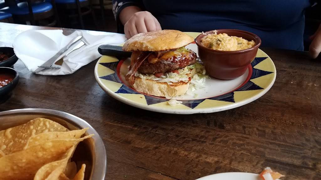 Coyote Blues - Jackson, TN | restaurant | 1430 Union University Dr, Jackson, TN 38305, USA | 7316600603 OR +1 731-660-0603