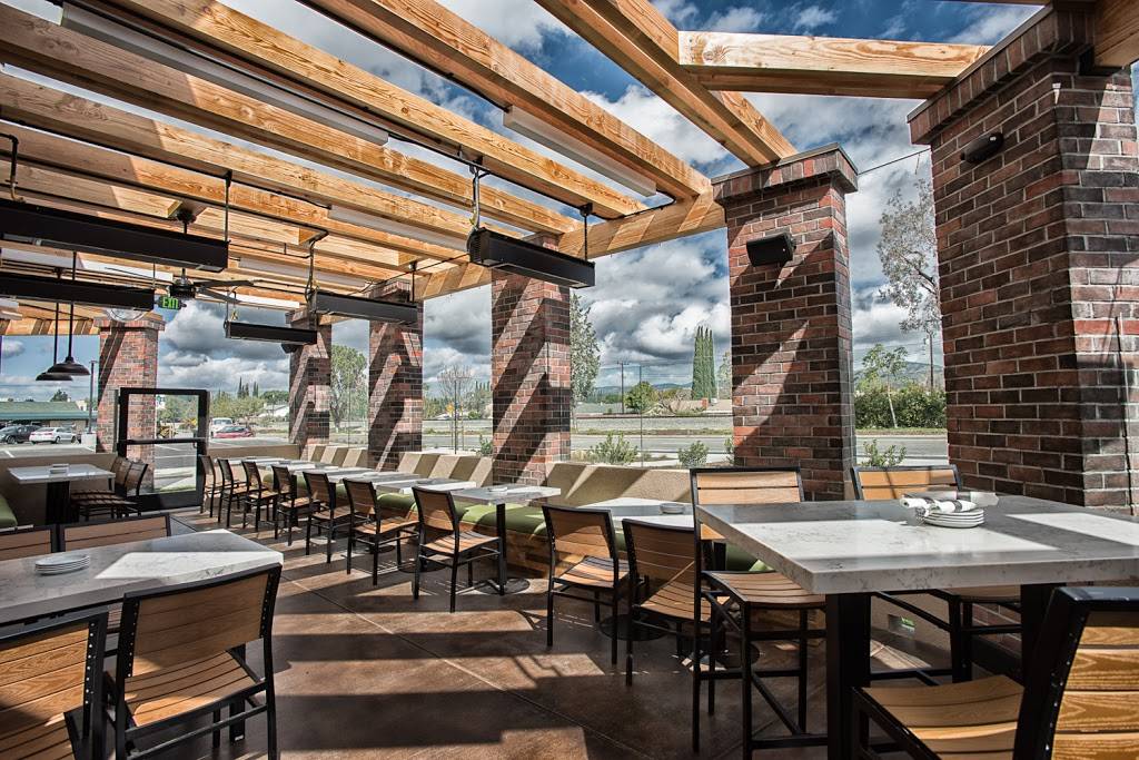 The Grill by Green Acres | restaurant | 2982 E Los Angeles Ave, Simi Valley, CA 93065, USA | 8055265859 OR +1 805-526-5859