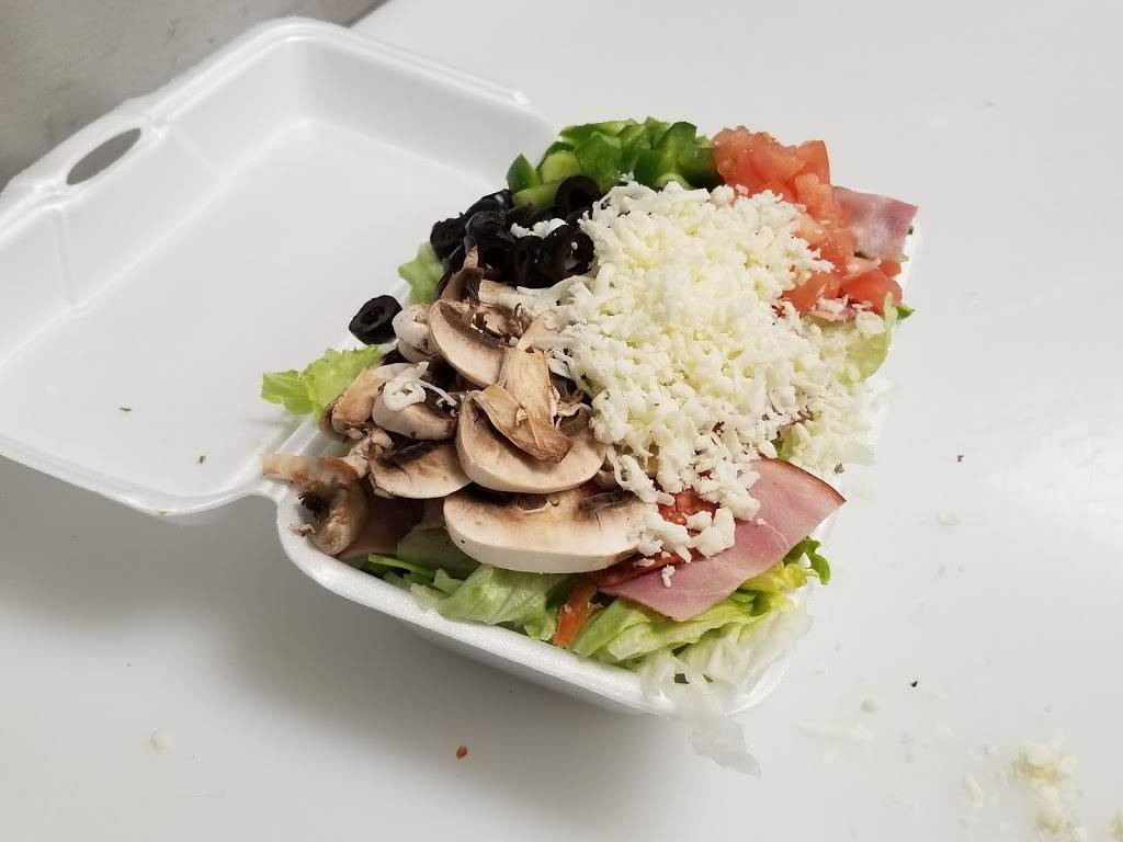 Fattes Pizza | restaurant | 2767 W Shaw Ave #117, Fresno, CA 93711, USA | 5593745555 OR +1 559-374-5555