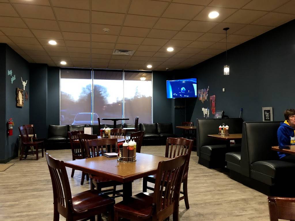 North and South Seafood & Smokehouse | restaurant | 605 S Main St, DeForest, WI 53532, USA | 6088422601 OR +1 608-842-2601