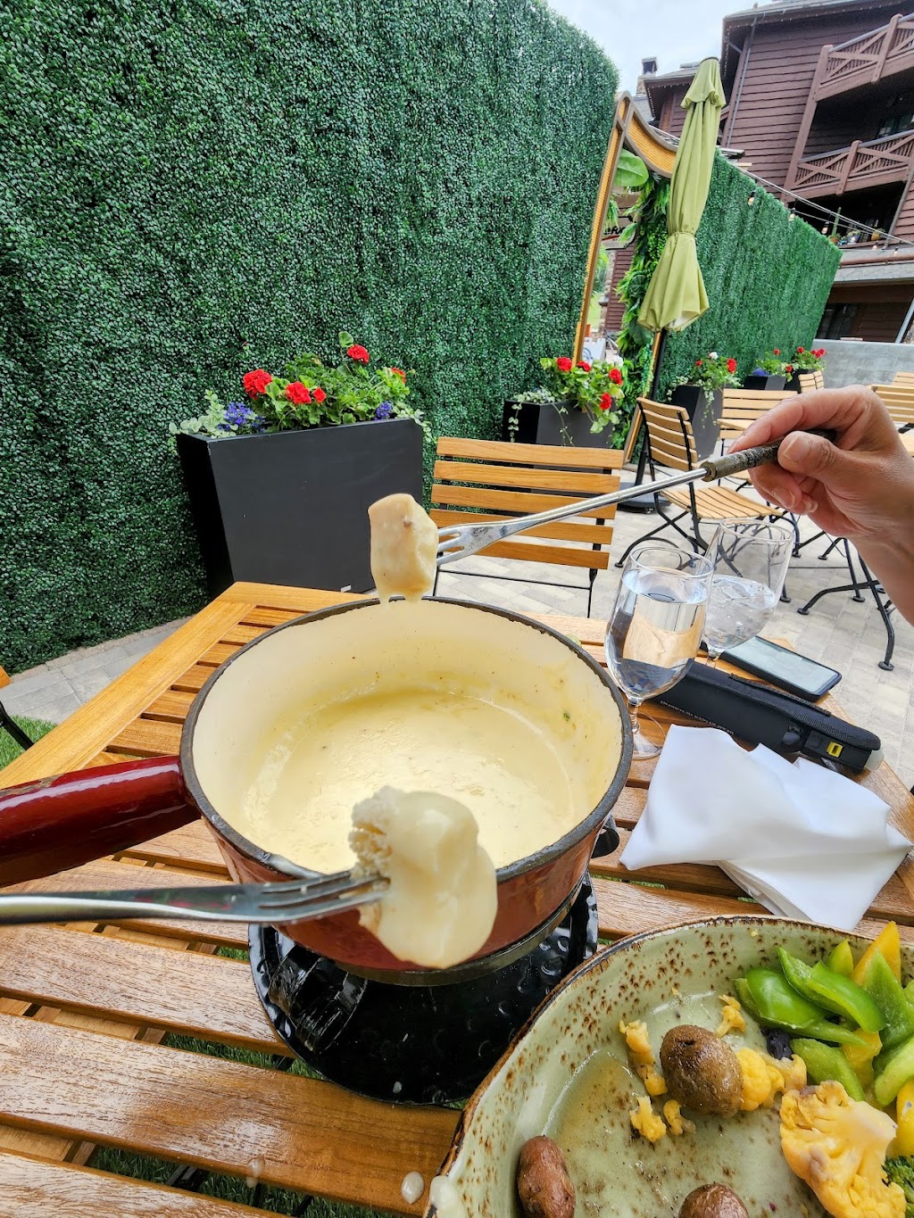 The Goldener Hirsch Restaurant | restaurant | 7570 Royal St, Park City, UT 84060, USA | 4356552563 OR +1 435-655-2563