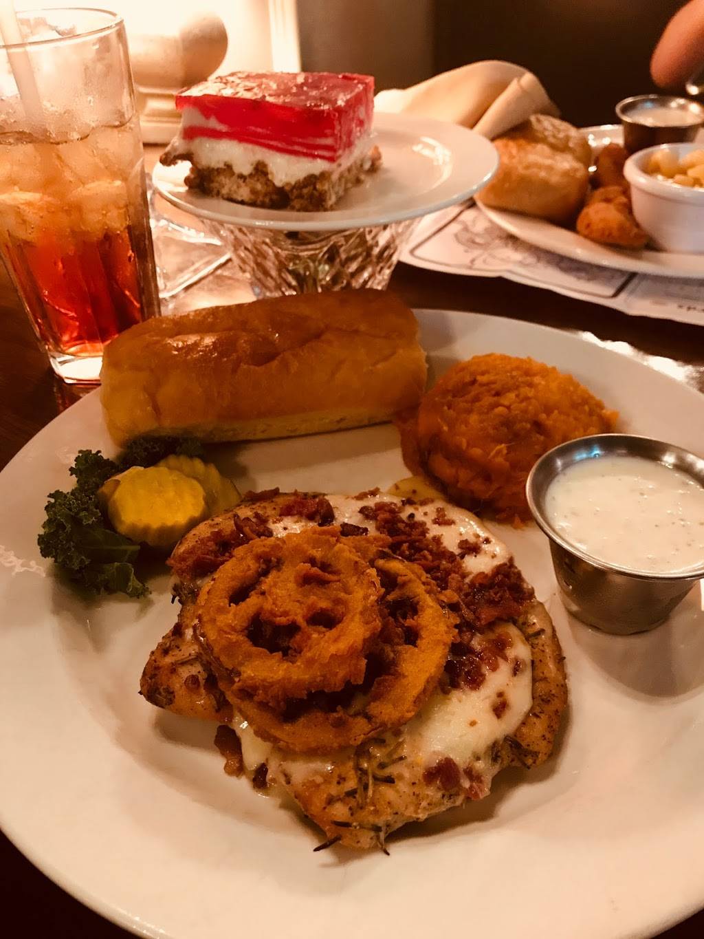 Waltons Southern Table | restaurant | 4901 Whitesburg Dr, Huntsville, AL 35802, USA | 2562032979 OR +1 256-203-2979