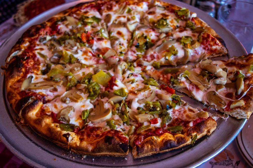 Carusos Italian Restaurant | restaurant | 5626 Menaul Blvd NE, Albuquerque, NM 87110, USA | 5058843050 OR +1 505-884-3050