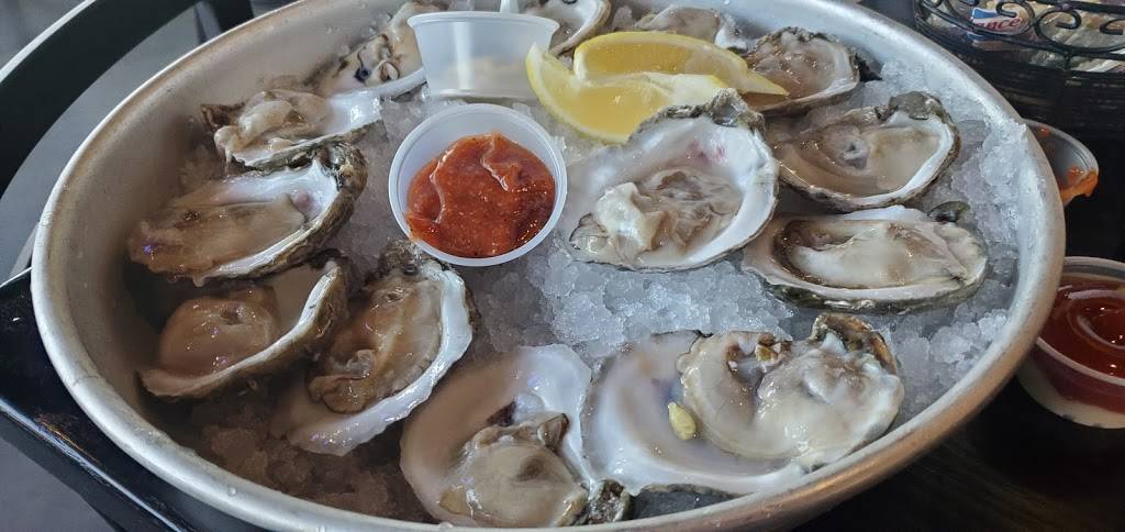 Fish and Tails Oyster Bar | restaurant | 330 TX-78 Suite 400, Wylie, TX 75098, USA | 2142999354 OR +1 214-299-9354