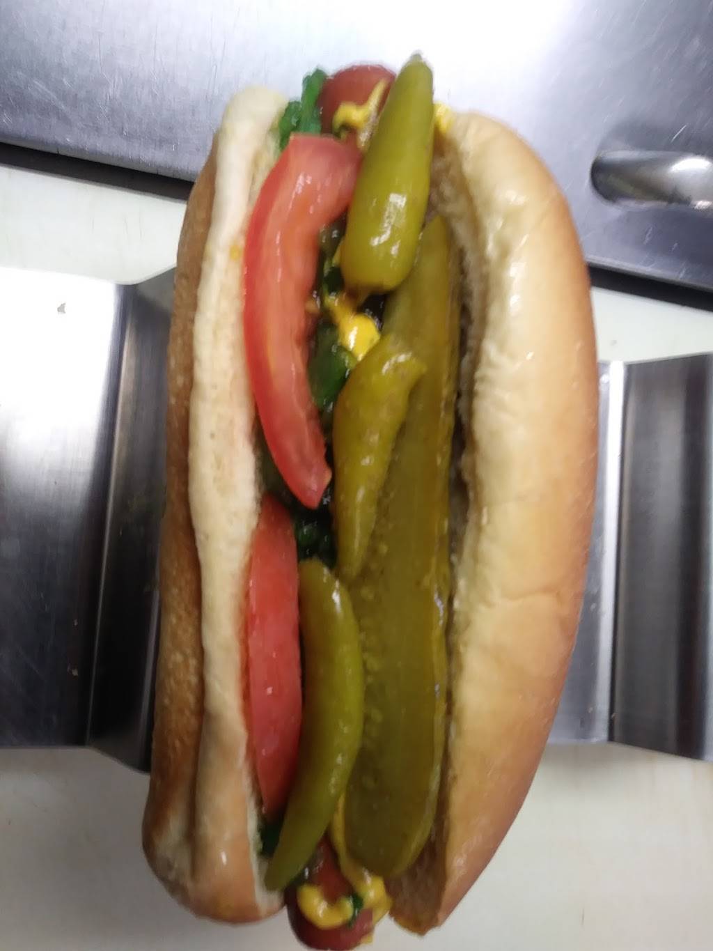 Dees Hot Dogs | restaurant | 2610 Avenue G NW, Winter Haven, FL 33880, USA | 6317598512 OR +1 631-759-8512