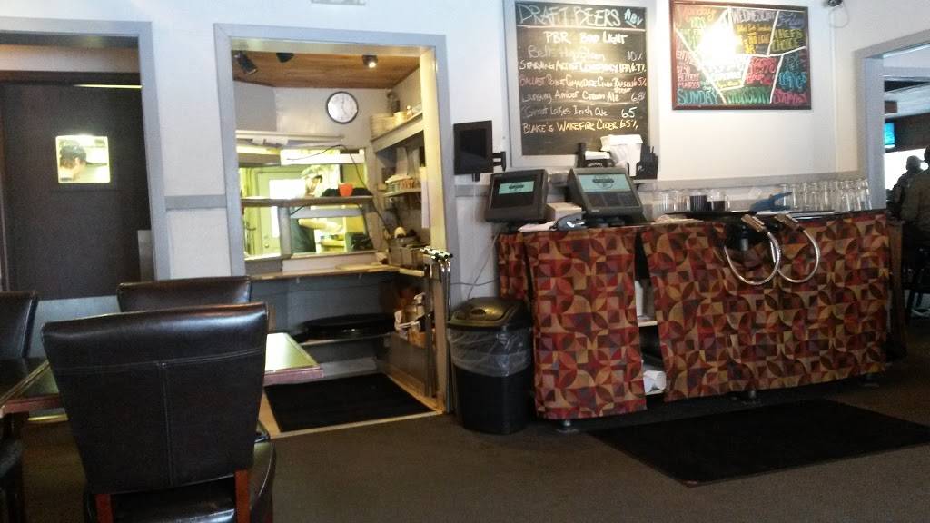 Maddys Tavern | restaurant | 9205 US-31, Grawn, MI 49637, USA | 2312766244 OR +1 231-276-6244