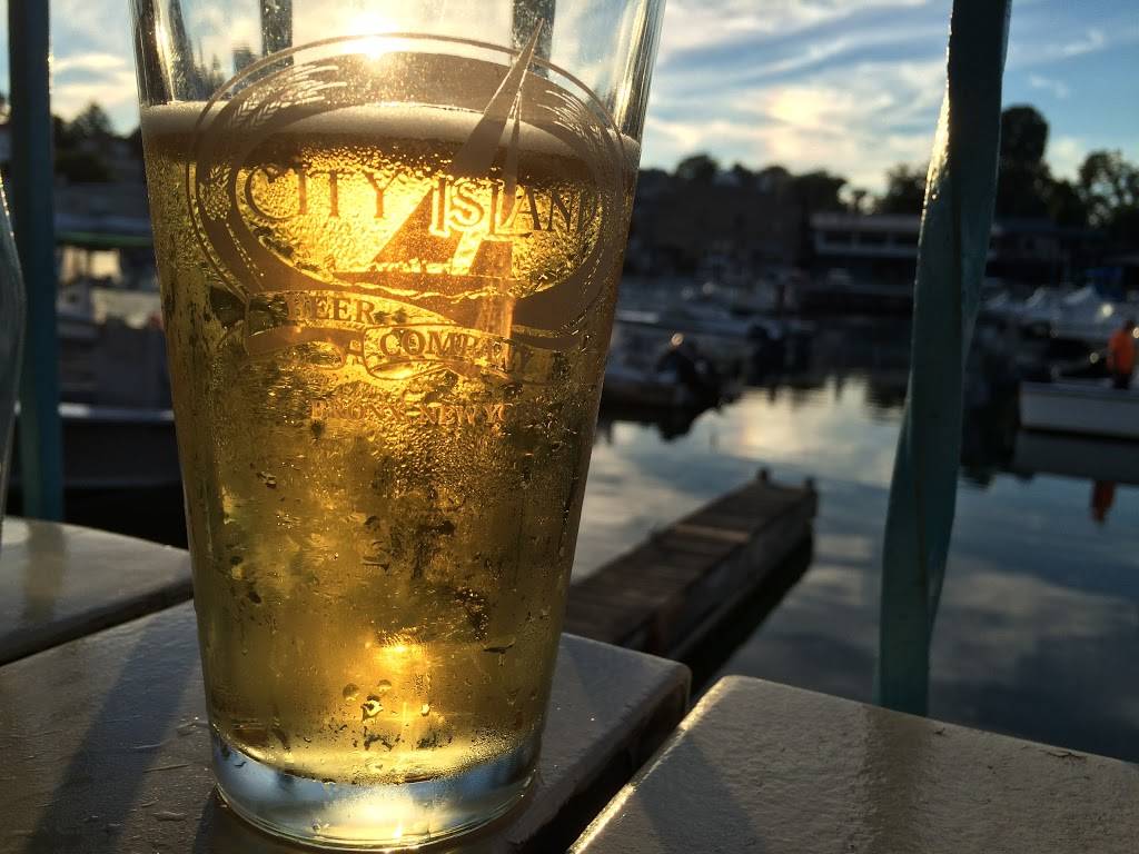 Dudleys Parkview | restaurant | 94 Hudson Park Rd, New Rochelle, NY 10805, USA | 9142354445 OR +1 914-235-4445