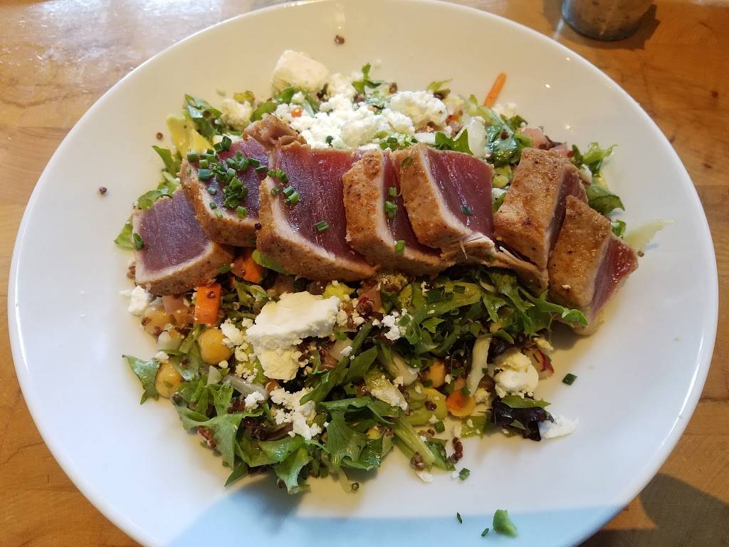 Zinburger Wine & Burger Bar | restaurant | 8141 Fashion Dr, Nanuet, NY 10954, USA | 8456243245 OR +1 845-624-3245