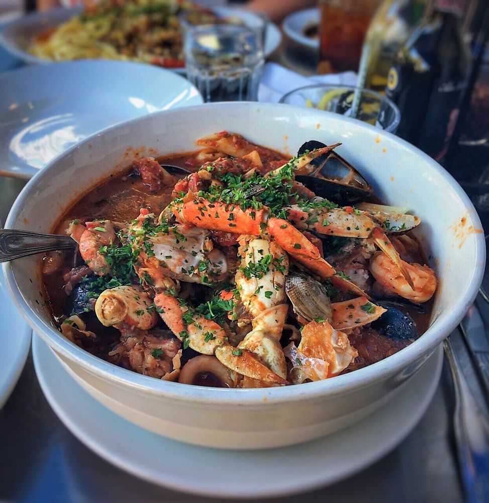 Sotto Mare | restaurant | 552 Green St, San Francisco, CA 94133, USA | 4153983181 OR +1 415-398-3181