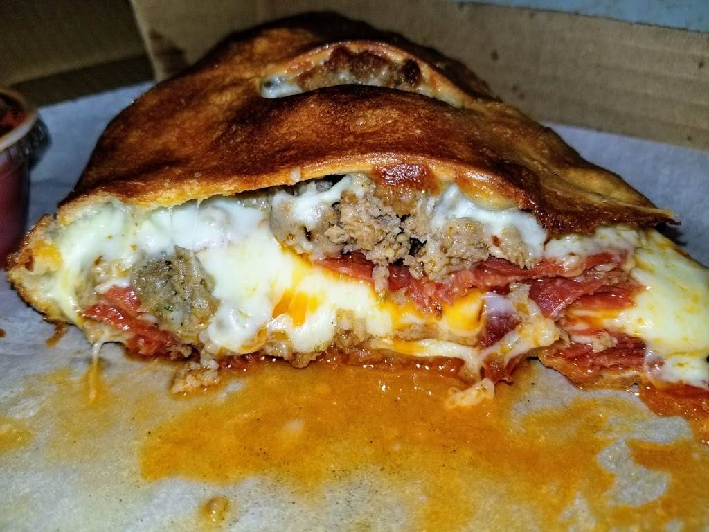 Renatos Pizza | restaurant | 401 Vienna Ave, Niles, OH 44446, USA | 3305447110 OR +1 330-544-7110