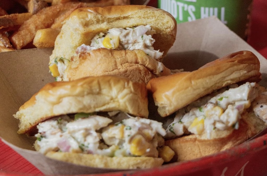 Goat and Raven | restaurant | 304 S Hwy 377, Roanoke, TX 76262, USA | 6822377755 OR +1 682-237-7755