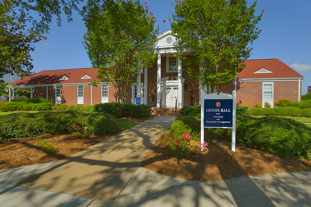 Lenoir Dining | restaurant | 108, Lenoir Hall, University, MS 38677, USA | 6629157371 OR +1 662-915-7371
