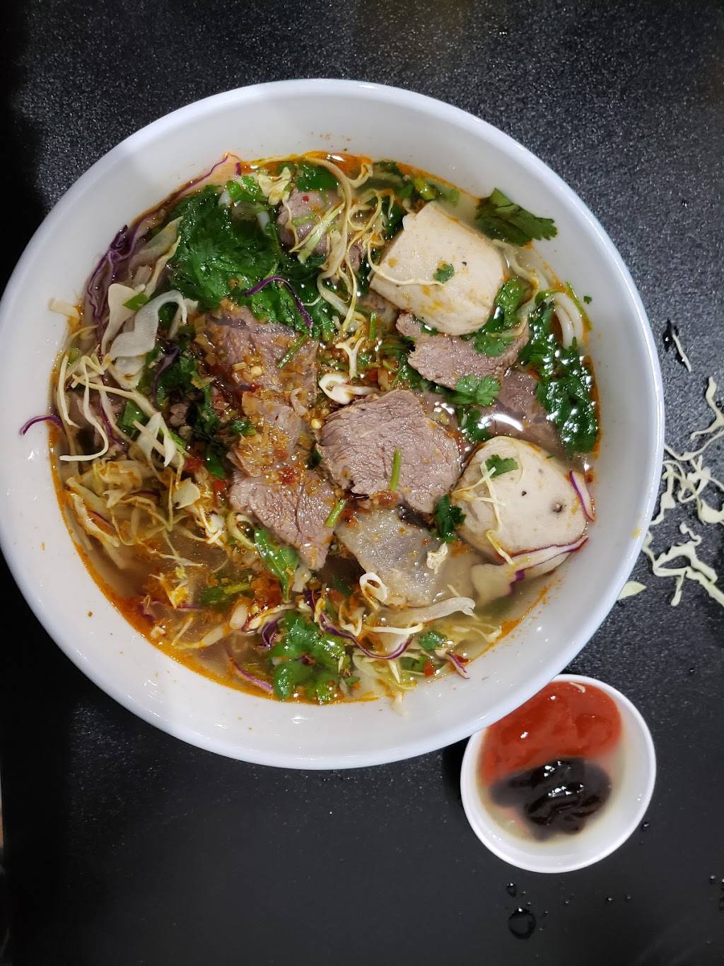Pho Lan Phuong | restaurant | 2705 W Lawrence Ave, Chicago, IL 60625, USA | 7739618827 OR +1 773-961-8827