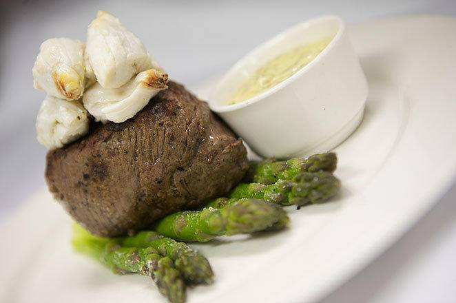 Frankie Rowlands Steakhouse | restaurant | 104 S Jefferson St, Roanoke, VA 24011, USA | 5405272333 OR +1 540-527-2333