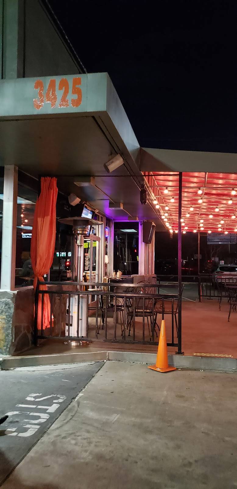 Dream Wings | restaurant | 3425 Ella Blvd, Houston, TX 77018, USA | 7136405705 OR +1 713-640-5705