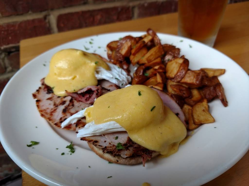 XYZ the Tavern | restaurant | 6419 Detroit Ave, Cleveland, OH 44102, USA | 2167061104 OR +1 216-706-1104