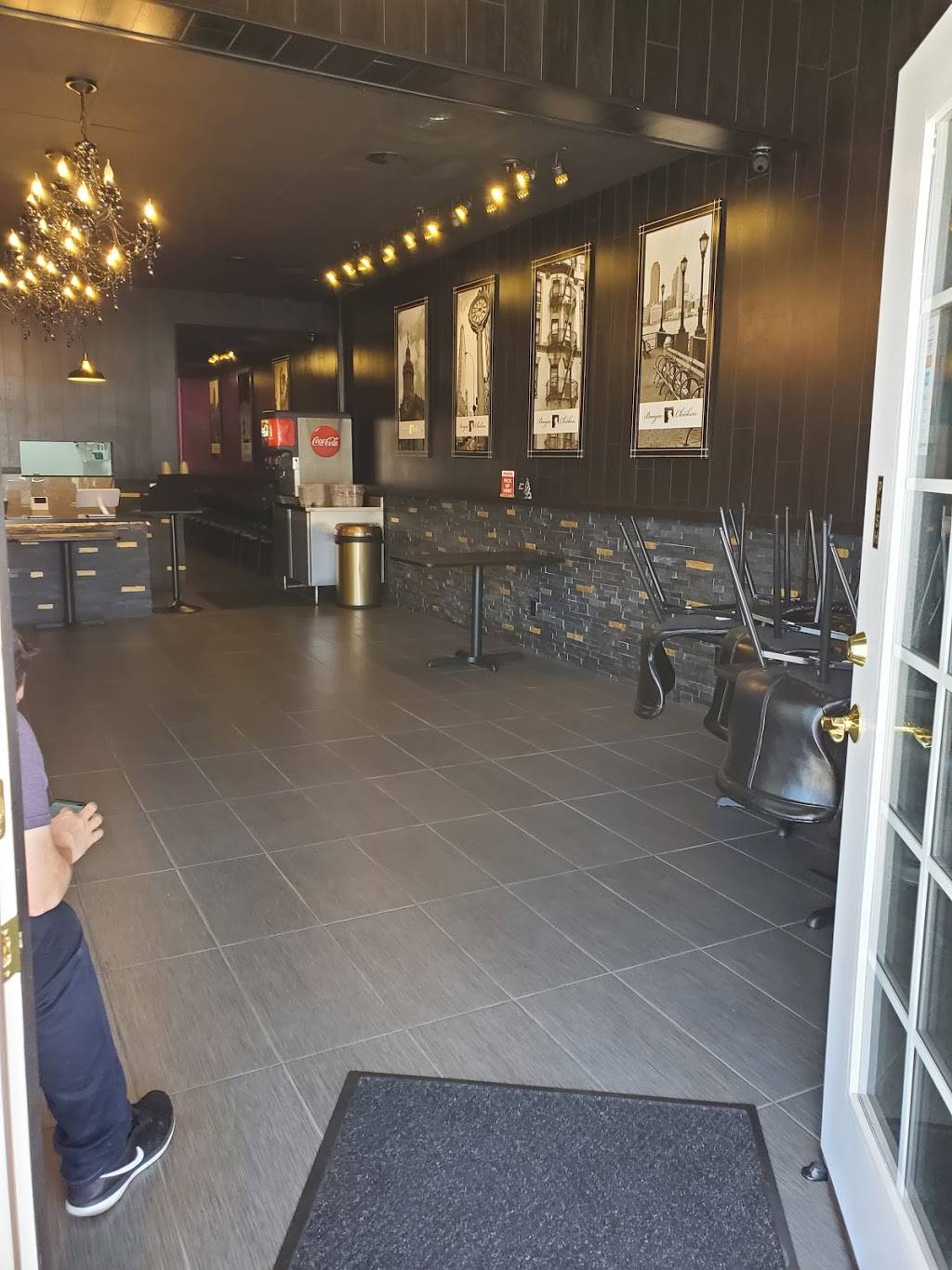 Boujee Chicken | restaurant | 1121 N Pacific Ave, Glendale, CA 91202, USA | 8189379225 OR +1 818-937-9225