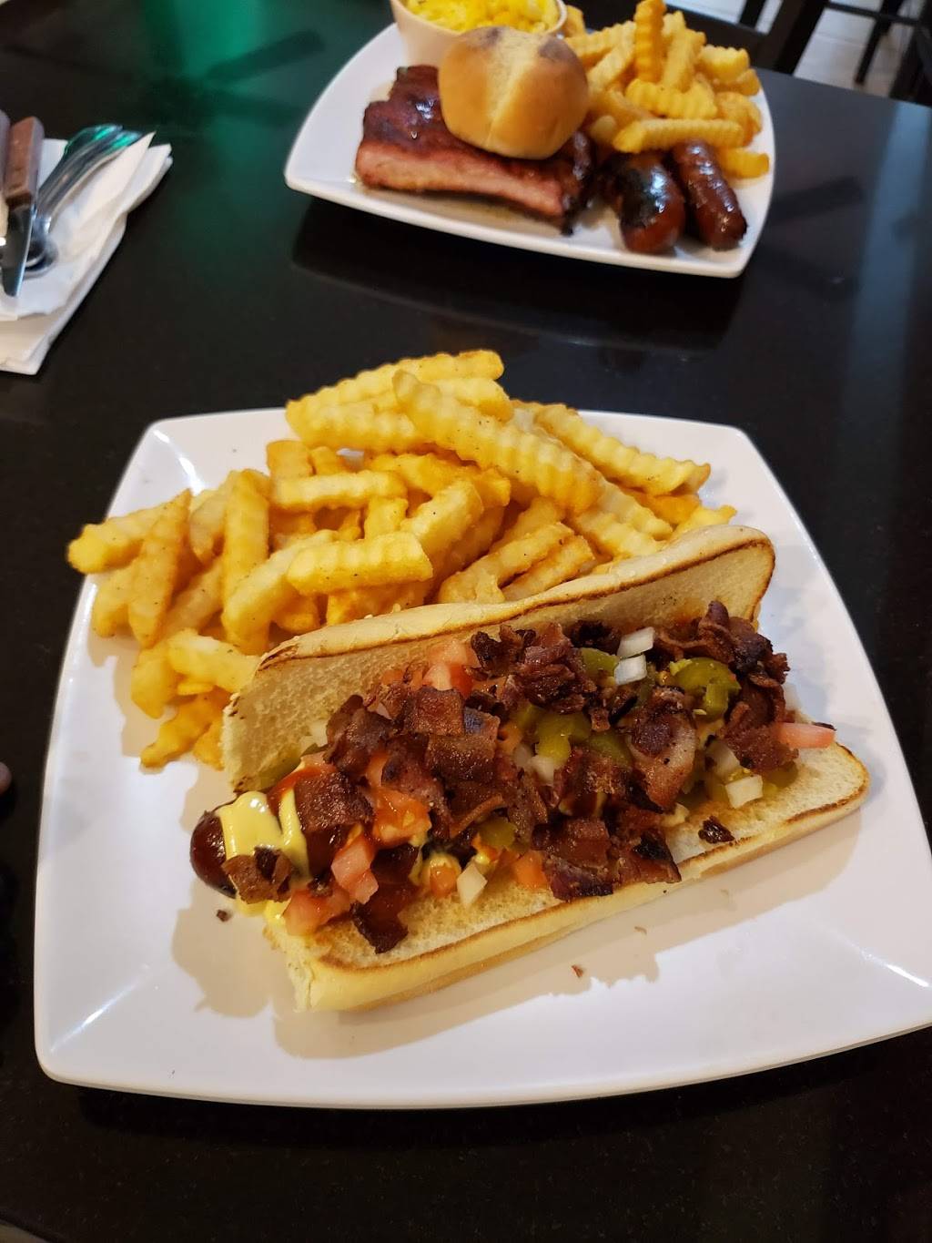 Burgess Brothers And Antojitos Inc | restaurant | 2114 Sutterville Rd, Sacramento, CA 95822, USA | 9163994951 OR +1 916-399-4951