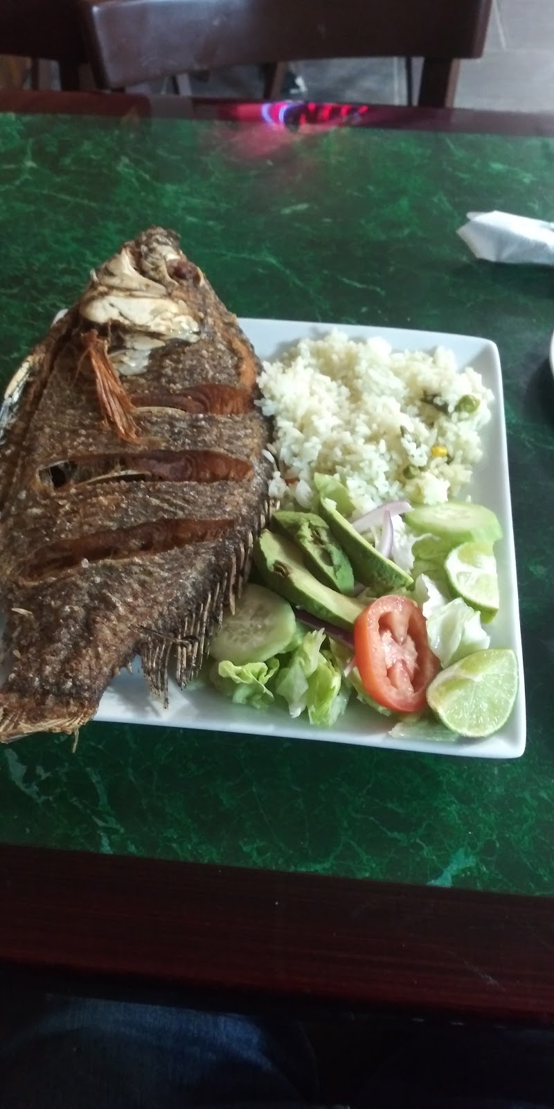 El Rinconcito Salvadoreño de Kansas City | restaurant | 4741 Parallel Pkwy, Kansas City, KS 66104, USA | 9134002112 OR +1 913-400-2112