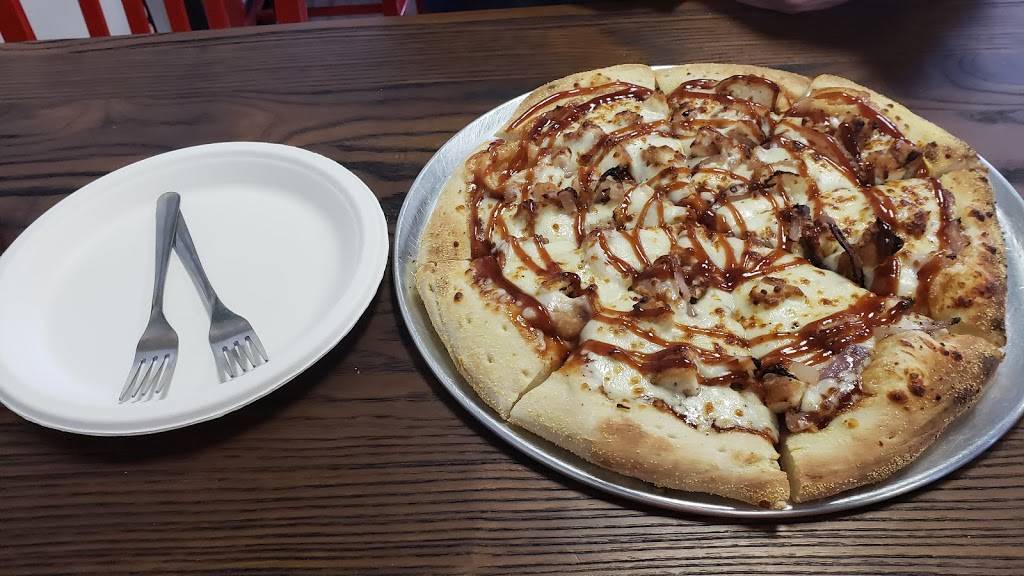 O.T.O Outta The Ordinary | restaurant | 296 Main St, Old Town, ME 04468, USA | 2078170526 OR +1 207-817-0526