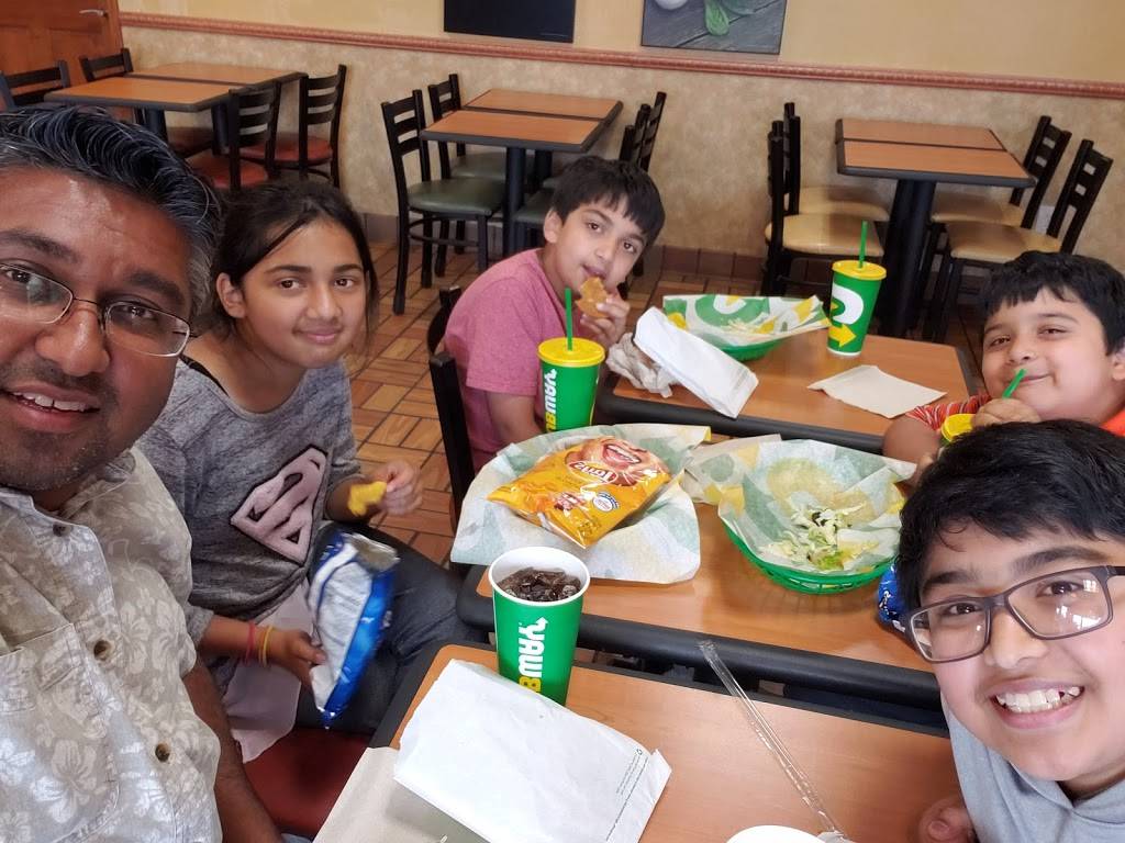 Subway | restaurant | 2702 S Culberhouse St, Jonesboro, AR 72401, USA | 8709314656 OR +1 870-931-4656