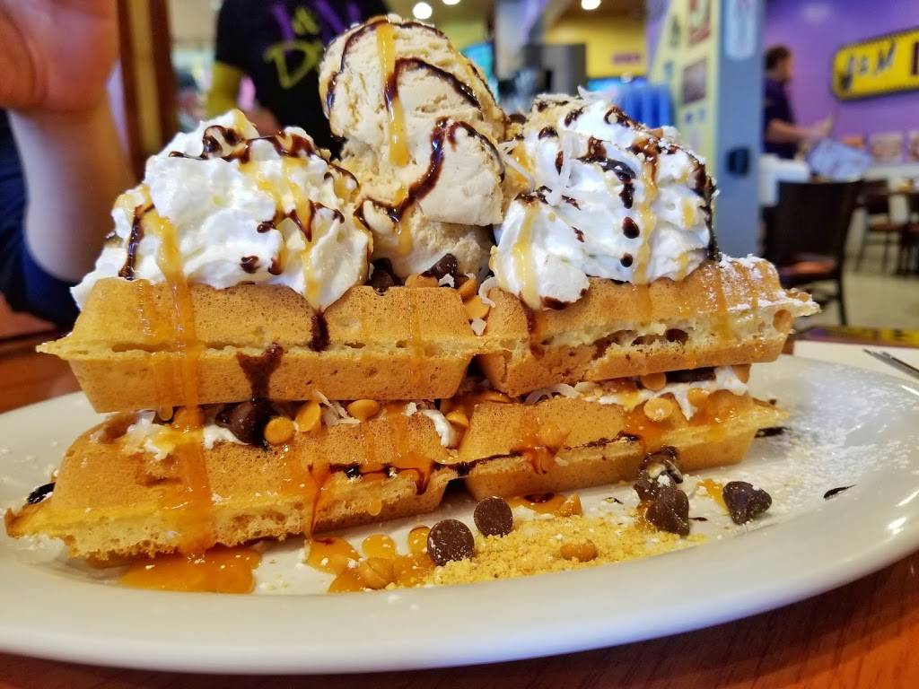 J & M Diner | restaurant | 50 Worcester Rd, Framingham, MA 01702, USA | 5088757811 OR +1 508-875-7811