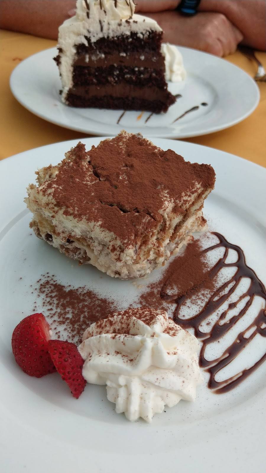 Tra di Noi | restaurant | 3835 Cross Creek Rd, Malibu, CA 90265, USA | 3104560169 OR +1 310-456-0169