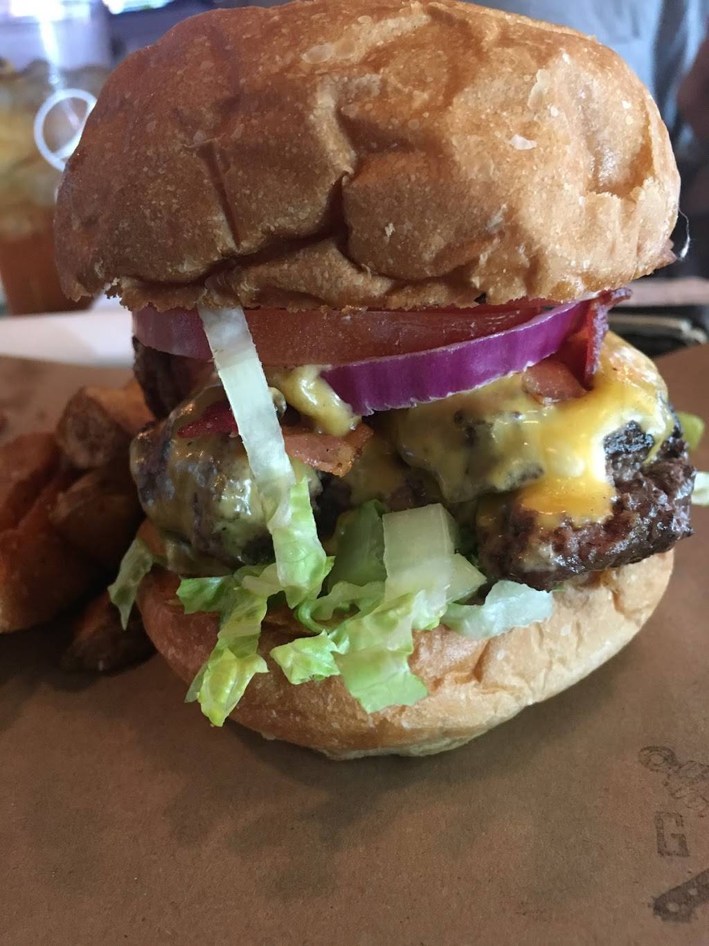 Garage 75 | restaurant | 4130, 1175 Folly Rd G, Charleston, SC 29412, USA | 8432254030 OR +1 843-225-4030