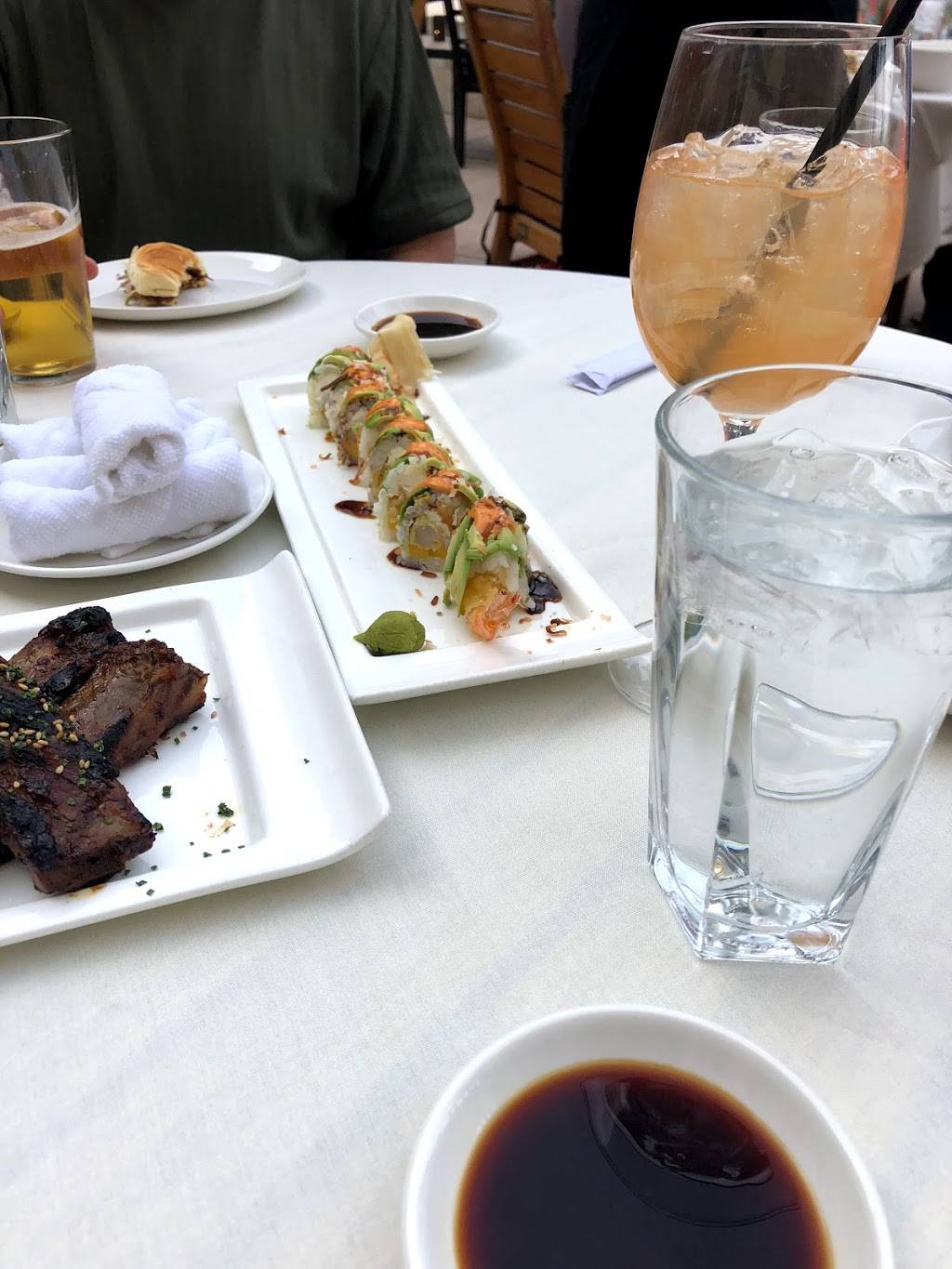 Roys Restaurant | restaurant | 5350 E Marriott Dr, Phoenix, AZ 85054, USA | 4804197697 OR +1 480-419-7697