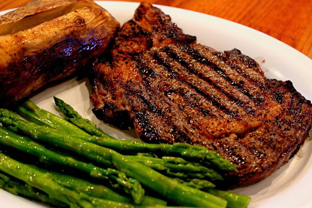 Village Tavern & Grill of Carol Stream | restaurant | 291 S Schmale Rd, Carol Stream, IL 60185, USA | 6306681101 OR +1 630-668-1101