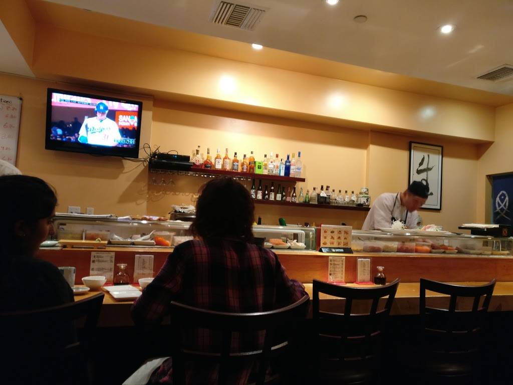 Sushi Ichiban Kan | restaurant | 2623, 19723 Ventura Blvd, Woodland Hills, CA 91364, USA | 8188838288 OR +1 818-883-8288